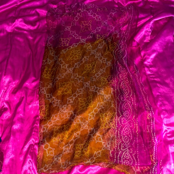 Urban Outfitters Accessories - Urban Outfitters Shawl 💕